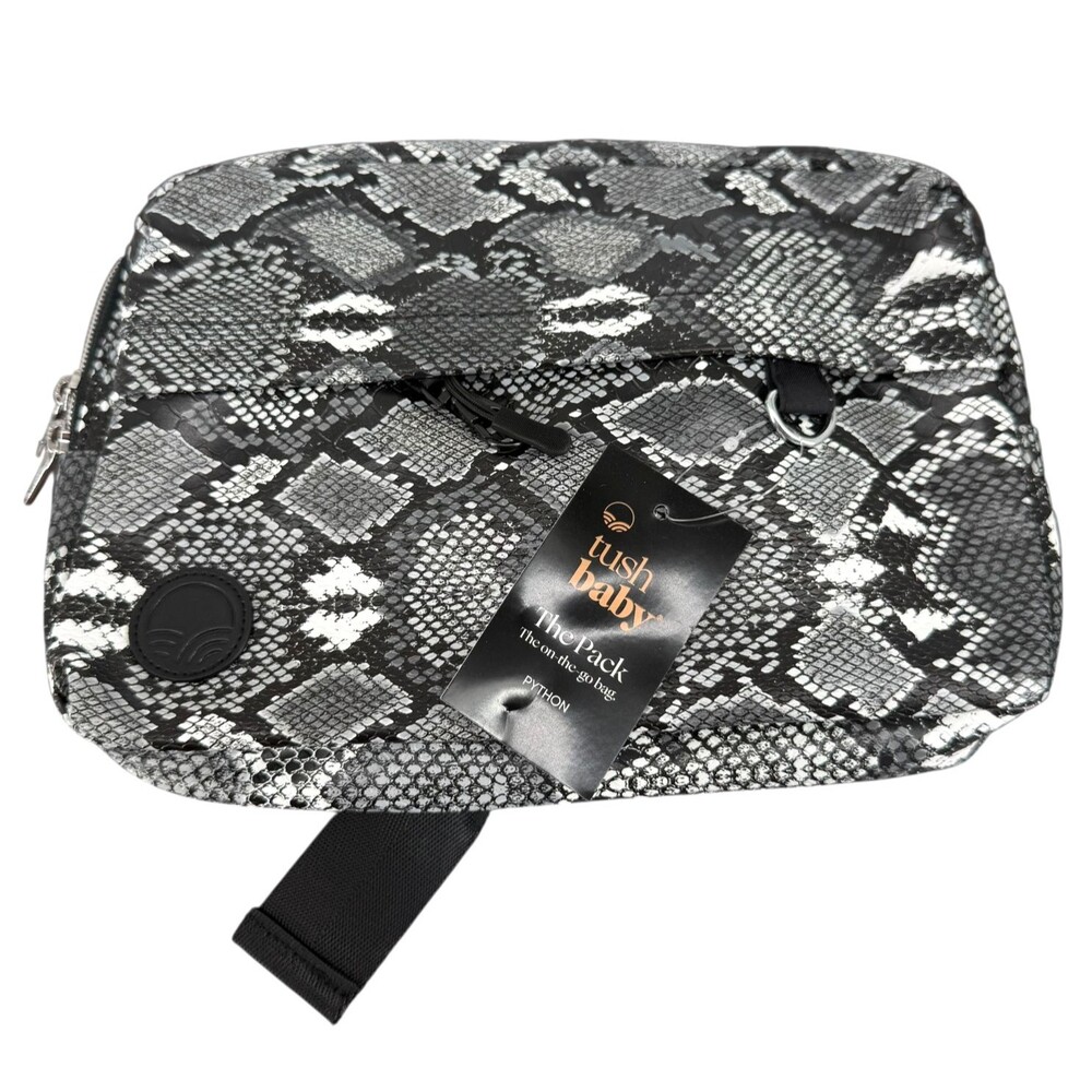 Tushbaby The Pack Diaper Bag Python Print Crossbody Fanny Waist Bag Pockets NWT - Picture 4 of 11